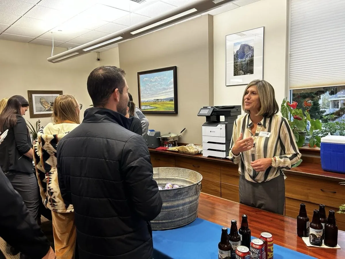 Photo from “November 2022 – First Thursday Mixer” (5 of 16)