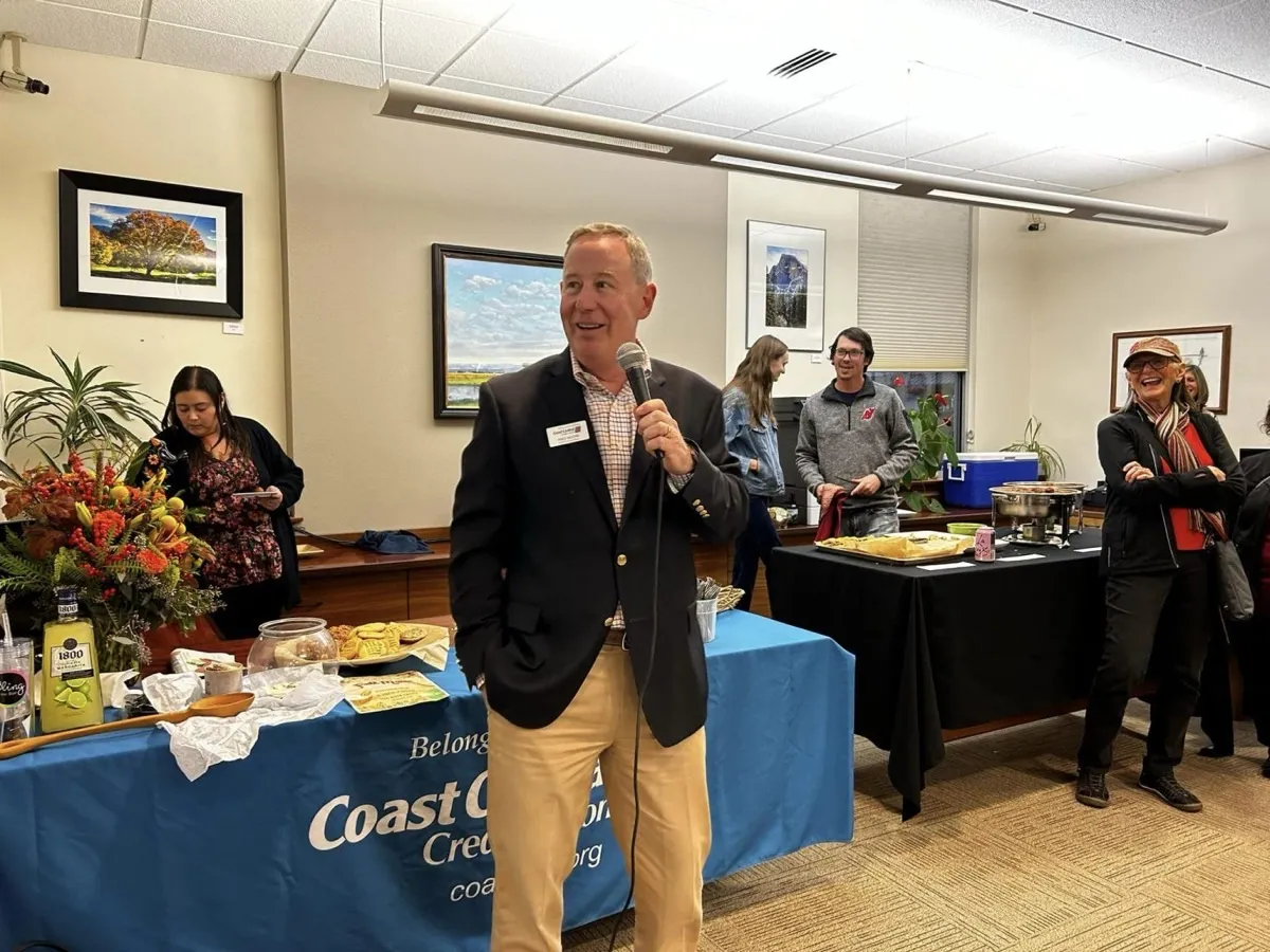 Photo from “November 2022 – First Thursday Mixer” (15 of 16)
