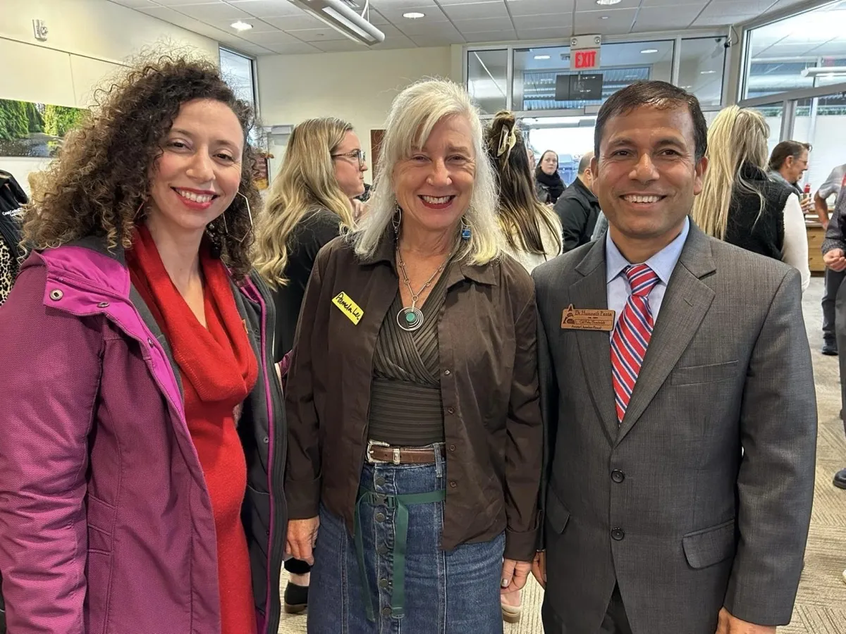 Photo from “November 2022 – First Thursday Mixer” (12 of 16)