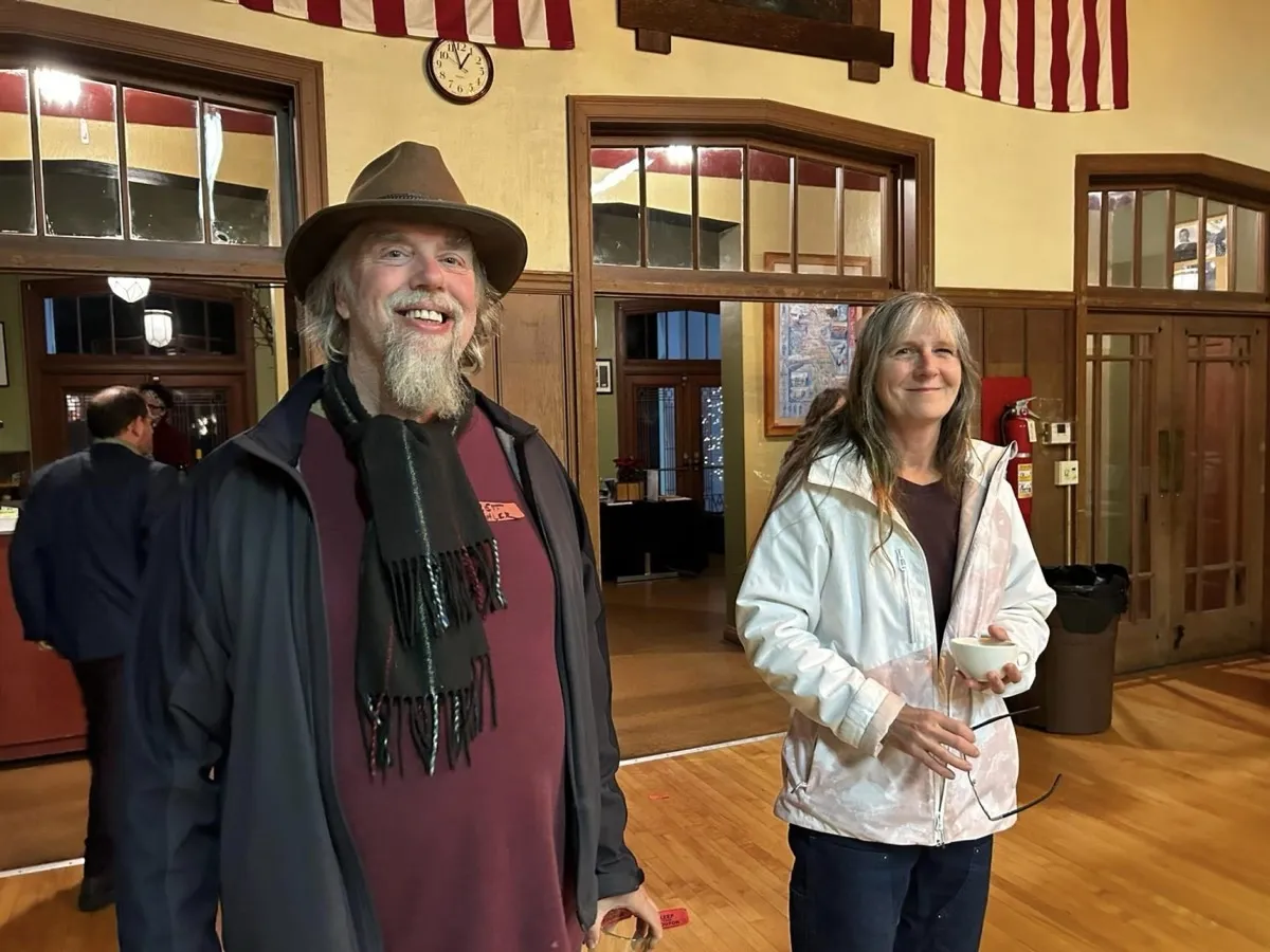 Photo from “December 2022 – First Thursday Mixer” (8 of 12)