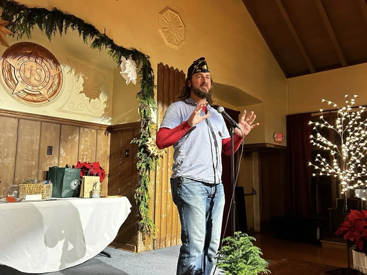 Photo from “December 2022 – First Thursday Mixer” (1 of 12)