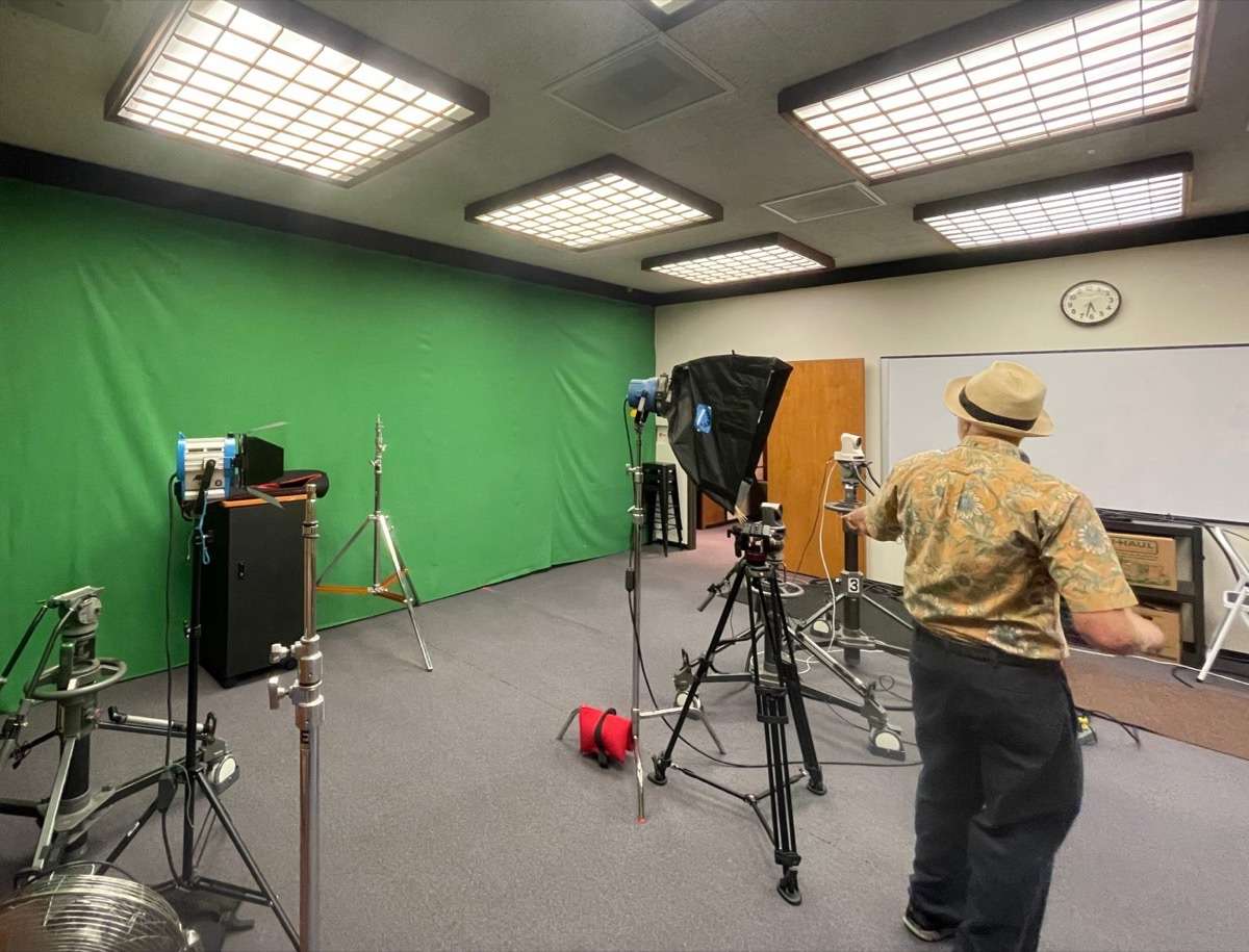 Photo from “April 2023 First Thursday Mixer – Access Humboldt”
